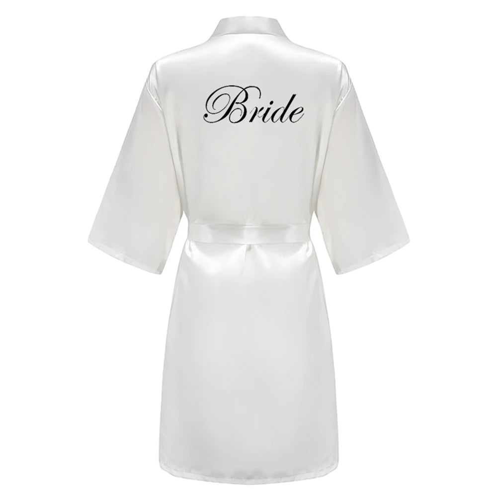 Peignoirs de mariée pour femmes, cadeaux de fête prénuptiale, robe de demoiselle d'honneur, nuisette en satin de soie, kimono sexy d'été, robe de chambre.