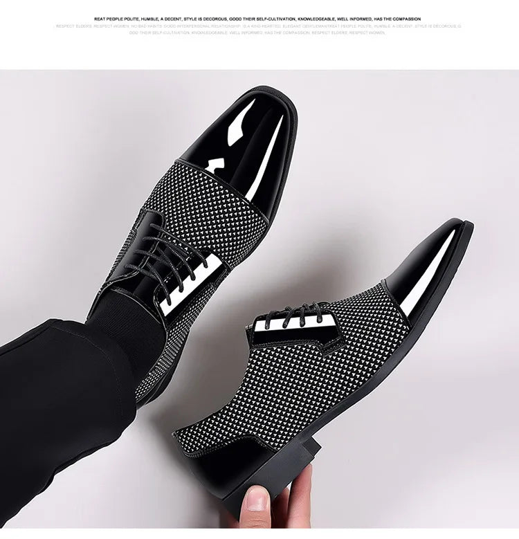 Chaussures habillées classiques tendance pour hommes Richelieus en cuir verni Chaussures de mariage formelles en cuir noir à lacets 2023
