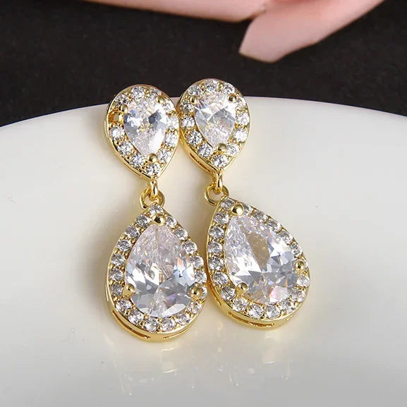 Boucles d'oreilles pendantes en zircon cubique romantique – Bijoux de mariage de mariée