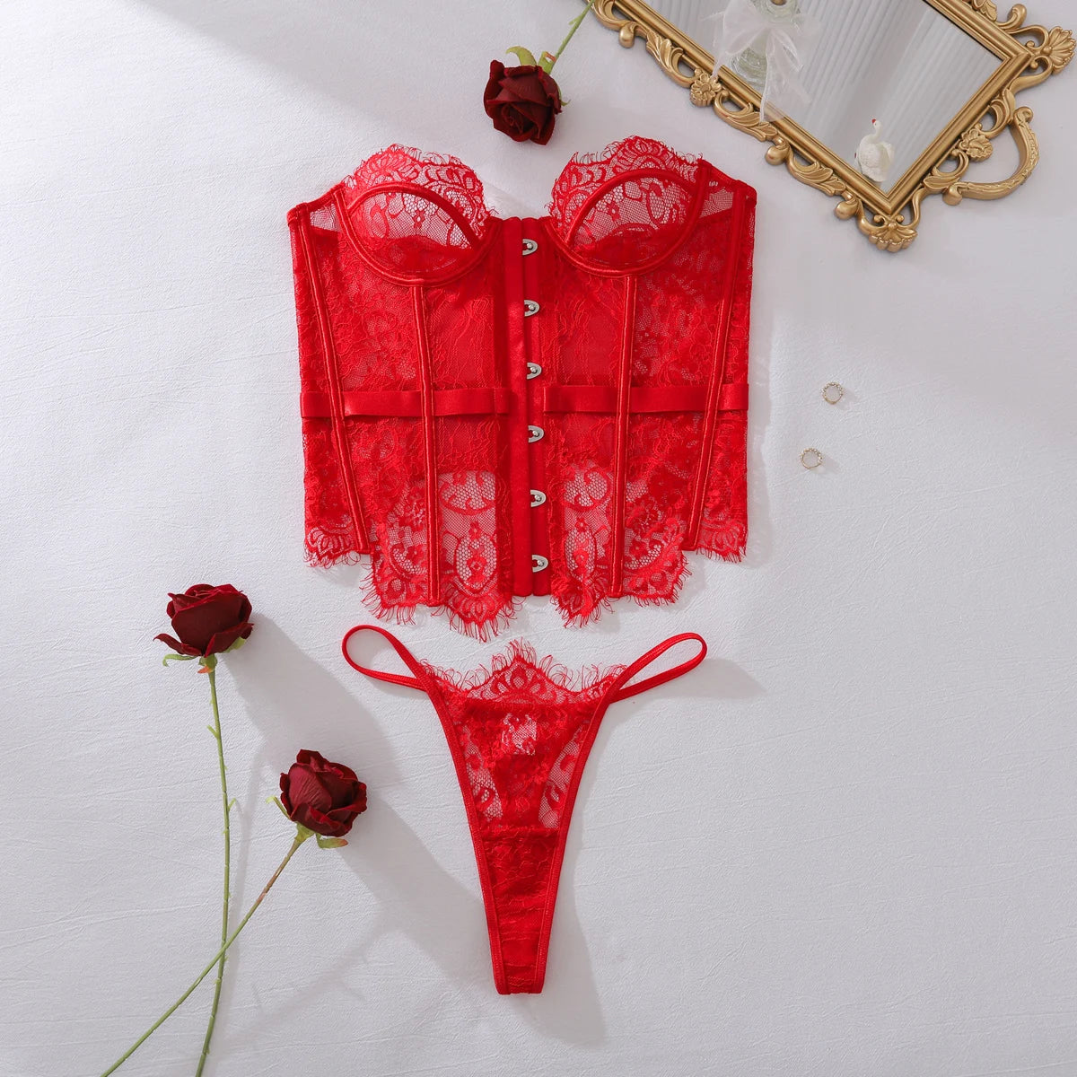 Ensembles de Lingerie Ellolace Palace Femme Corset Souple String Ensemble 2 Pièces Sexy Chaud Sans Bretelles Dentelle Fantaisie Décolleté Plongeant Sous-Vêtements Femme