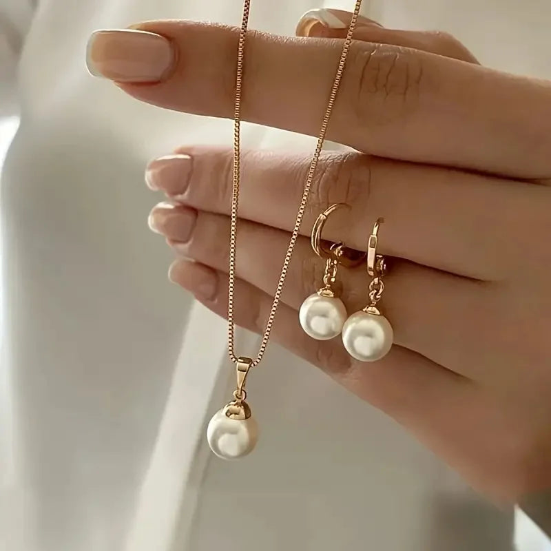 Parure collier et boucles d'oreilles de mariée perles et strass — 3 pièces
