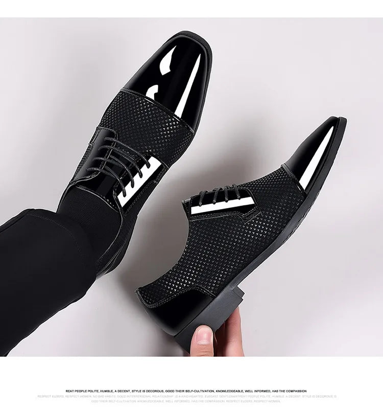 Chaussures habillées classiques tendance pour hommes Richelieus en cuir verni Chaussures de mariage formelles en cuir noir à lacets 2023