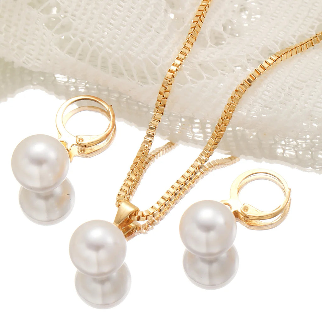 Parure collier et boucles d'oreilles de mariée perles et strass — 3 pièces