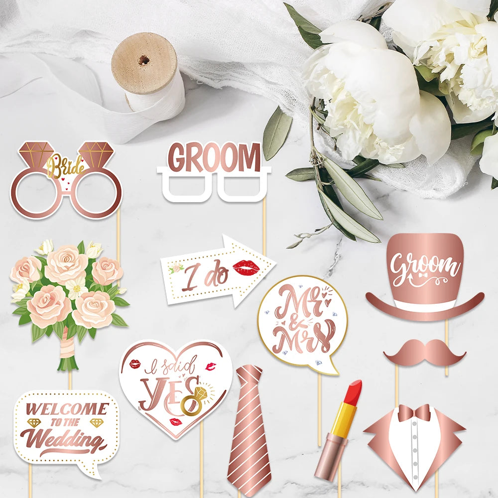 25 accessoires amusants en papier pour photomaton de mariage "Just Married" - Pour selfies, enterrement de vie de jeune fille, fête de mariage, décoration.
