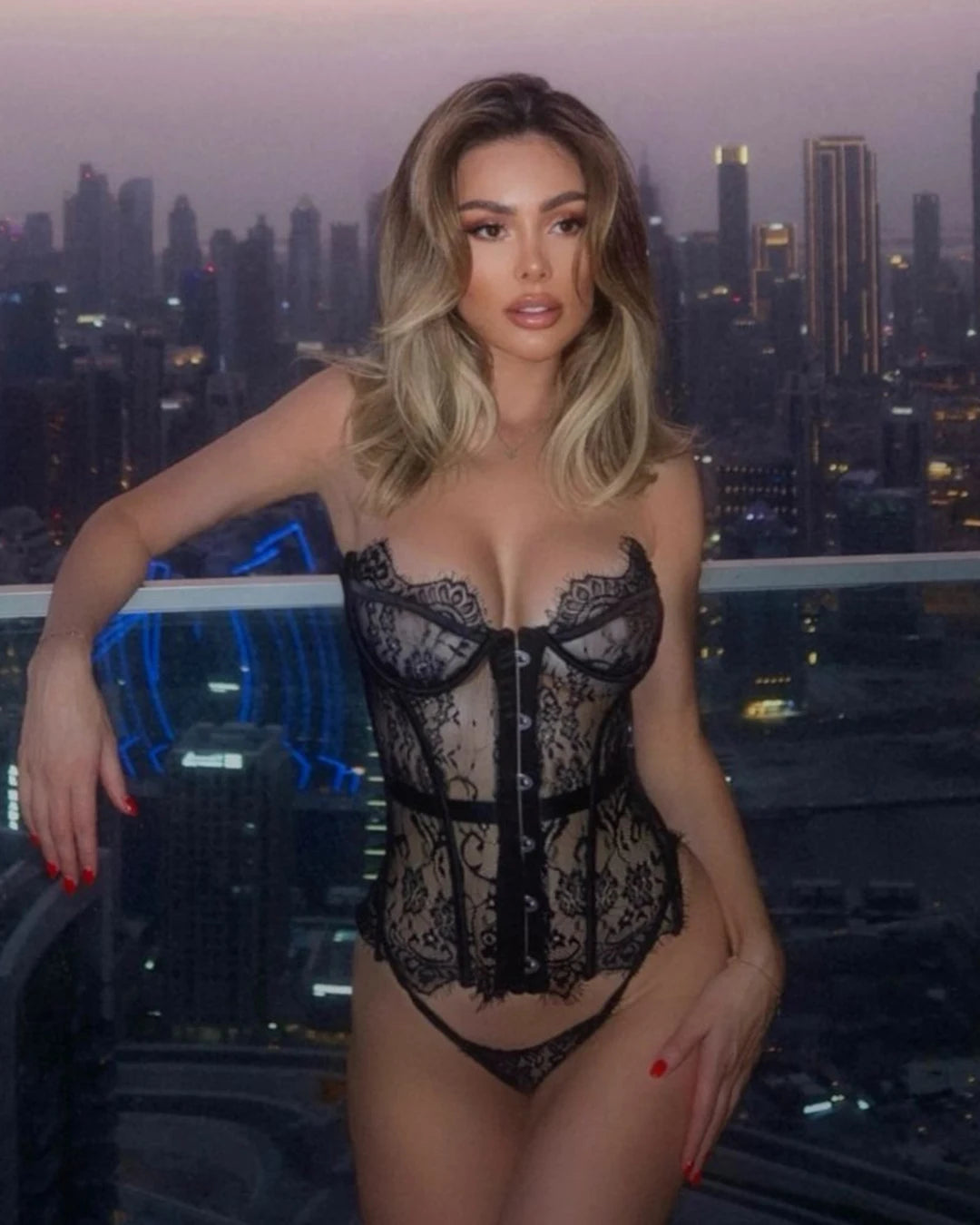 Ensembles de Lingerie Ellolace Palace Femme Corset Souple String Ensemble 2 Pièces Sexy Chaud Sans Bretelles Dentelle Fantaisie Décolleté Plongeant Sous-Vêtements Femme