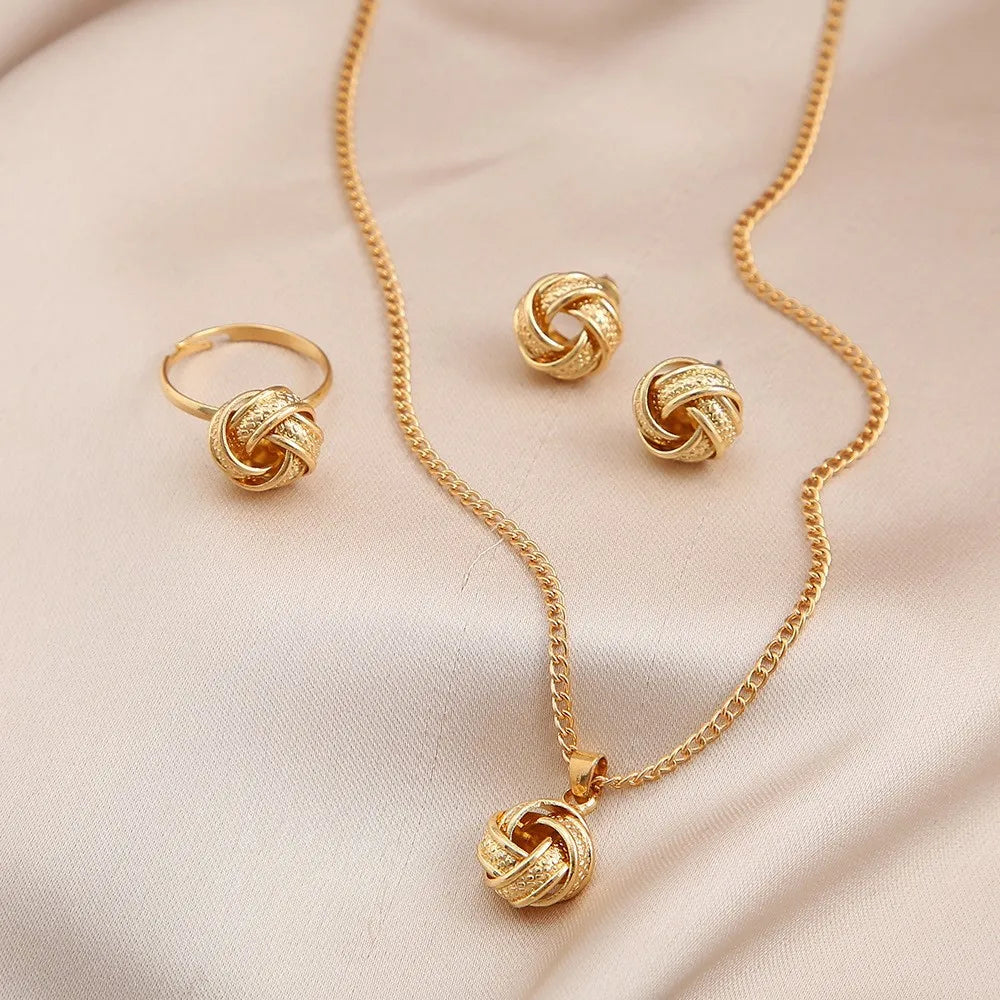 Parure collier et boucles d'oreilles de mariée perles et strass — 3 pièces