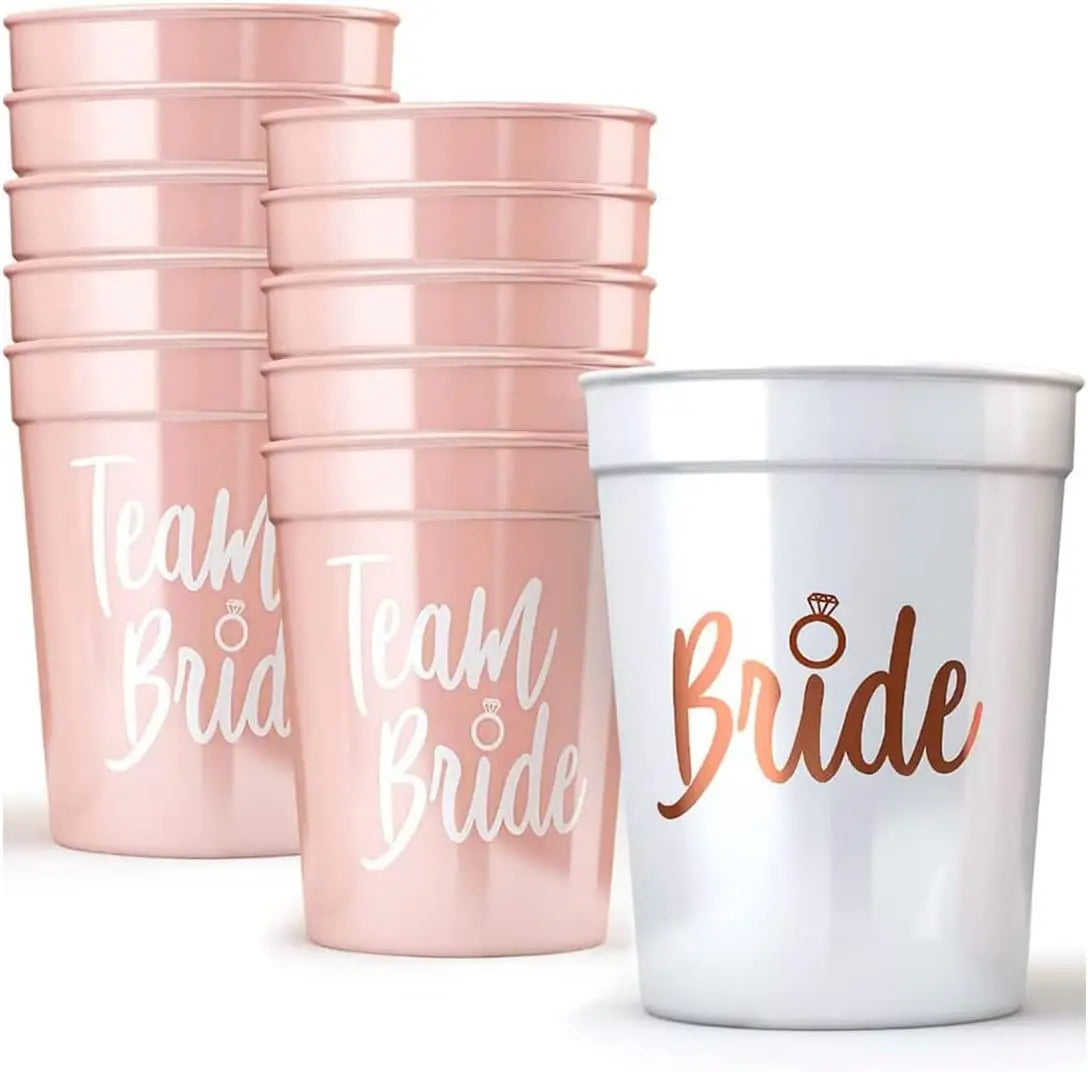 Lot de tasses en plastique pour enterrement de vie de jeune fille - Équipe de la mariée - Cadeau de douche nuptiale - Articles de fête pour enterrement de vie de jeune fille - Décoration de mariage