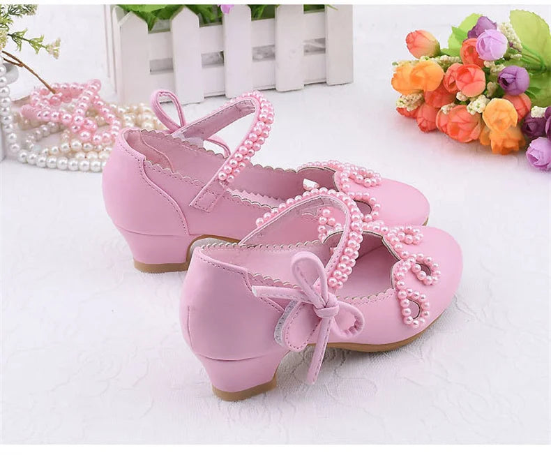 Nouvelles chaussures à talons hauts de princesse pour enfants, chaussures en cuir pour robe de mariée de fille, chaussures blanches pour enfants, chaussures de performance pour étudiants