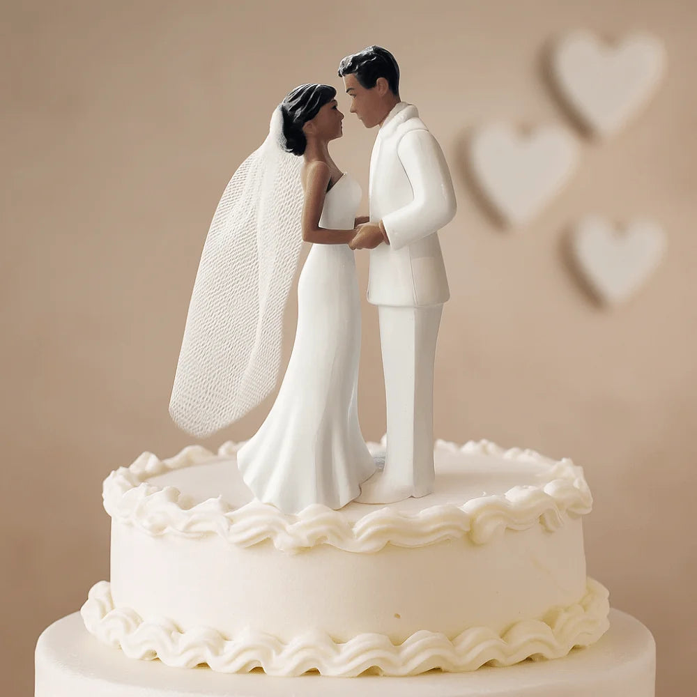Anniversary Decoration Couple Wedding Cake Topper Elegant Creative Cake Toppers Dolls PVC White/Black Bride & Groom Figurines