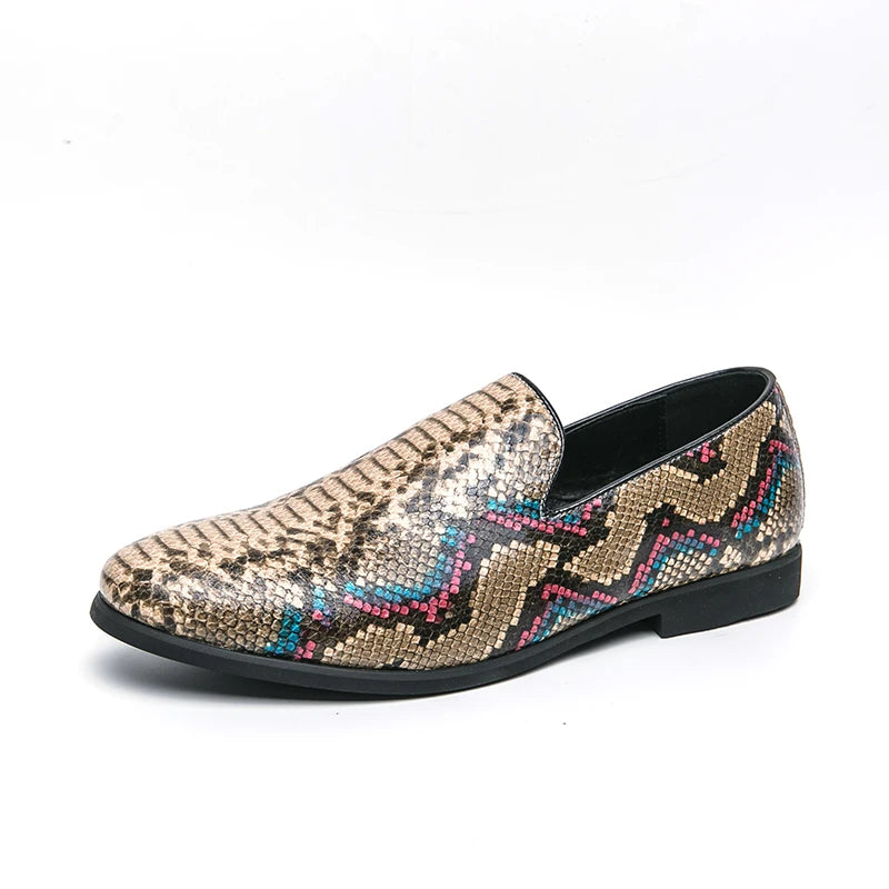 Chaussures de banquet pour hommes les plus vendues Europe Amérique Chaussures plates confortables à semelles souples Chaussures de bureau pour hommes d'affaires