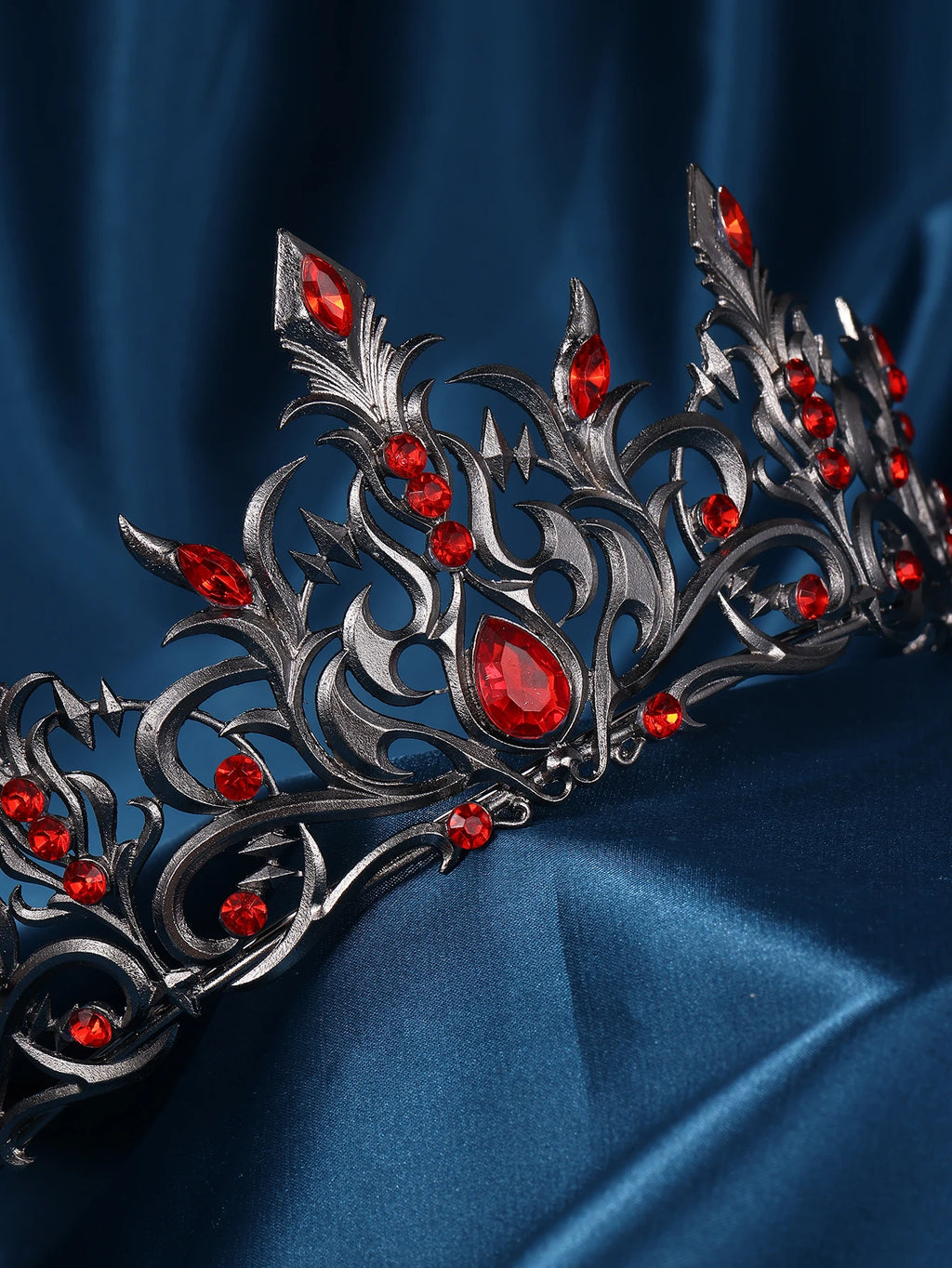 Gothic Black Metal Blue Crystal Tiara Crown Rhinestone Headpiece for Bride Women Girls Wedding Birthday Party Prom Stage Show Pa