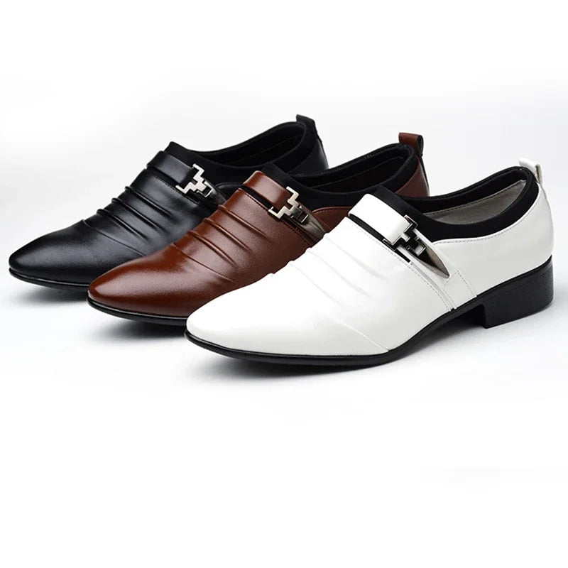 Chaussures habillées classiques pour hommes Chaussures à enfiler en cuir PU pour hommes Grande taille Bout pointu Affaires Décontracté Chaussures de cérémonie pour hommes pour mariage 2024