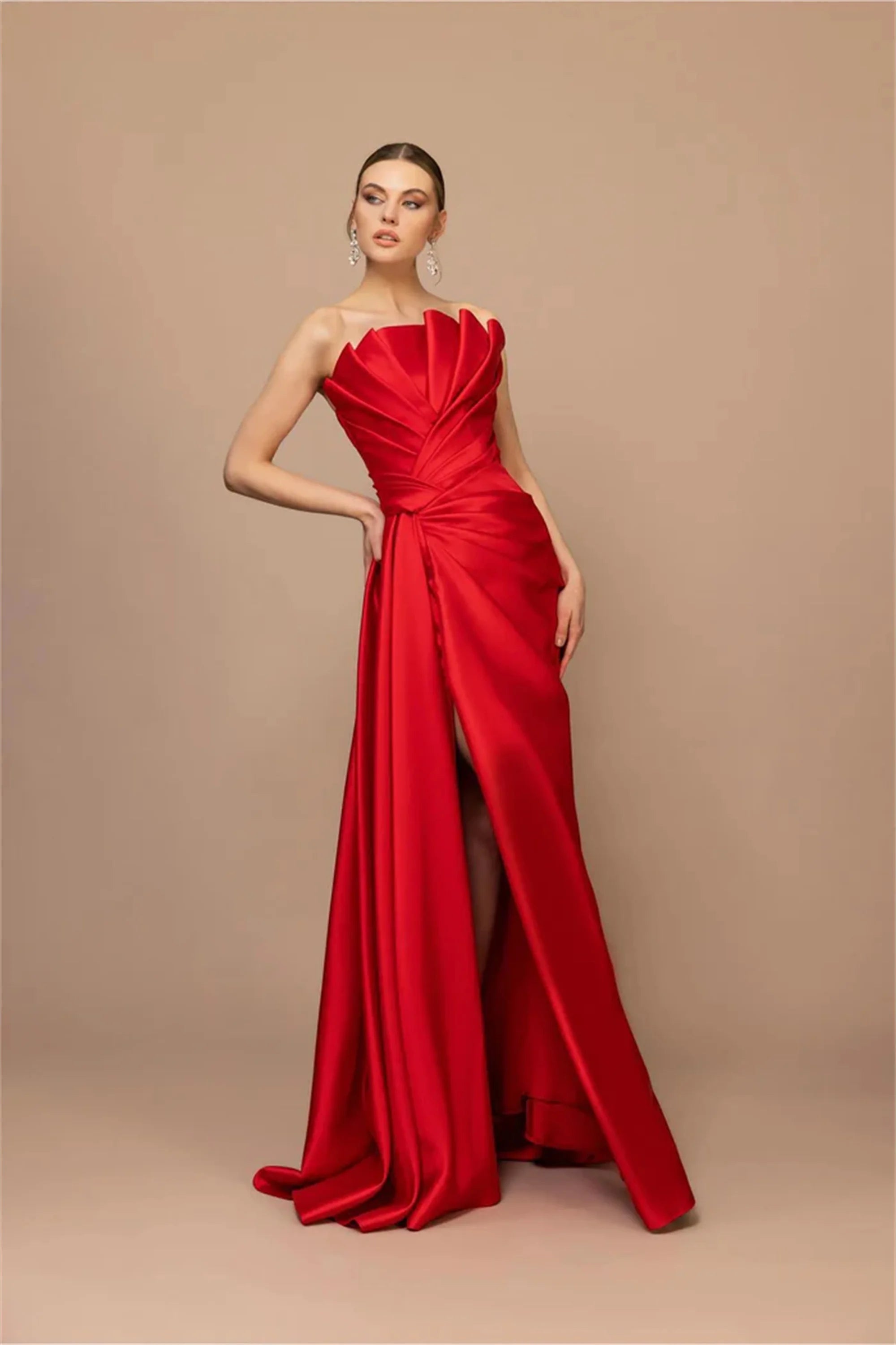 EVON BRIDAL Robes de soirée rouges charmantes sans manches Vestidos De Fiesta Robe de soirée de mariage fendue à la mode personnalisée