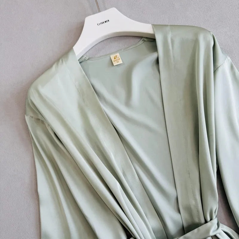 Robe de Mariée Blanche du Matin Peignoir à Dentelle Kimono Femme Élégant Vêtement de Nuit Col V Lingerie Intime en Satin