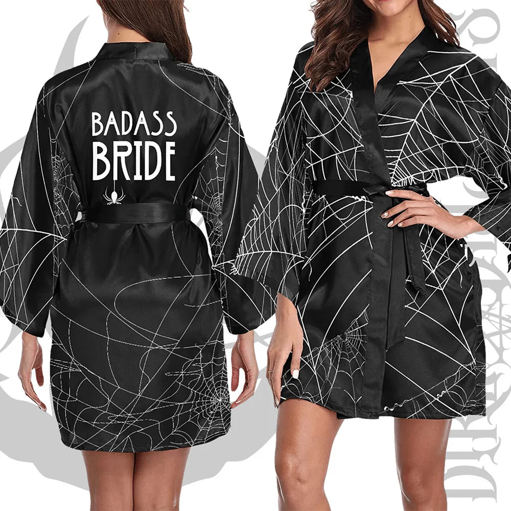Peignoirs de célibataire gothiques Demoiselle d'honneur badass de la douche nuptiale Coven Horror Future mariée Kimono d'Halloween Accessoires de mariage gothiques cadeaux