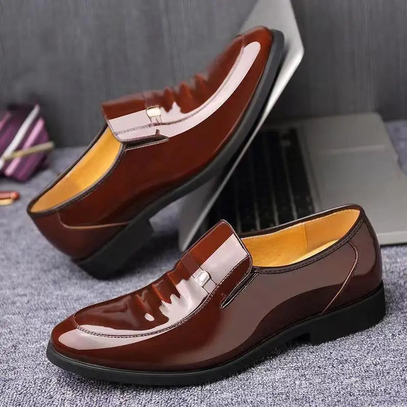 Chaussures en cuir habillées pour hommes, style britannique, décontractées, pour marié, rehaussant la taille, respirantes, à bout pointu, pour l'été
