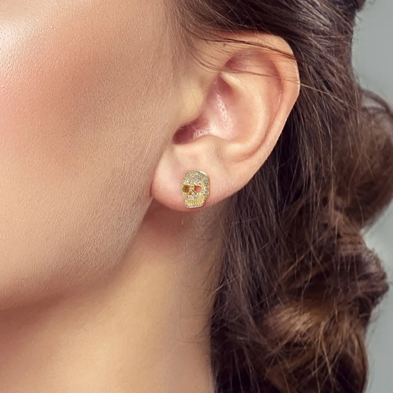 Boucles d'oreilles clous Tête de mort en or et zircon — Argent sterling 925