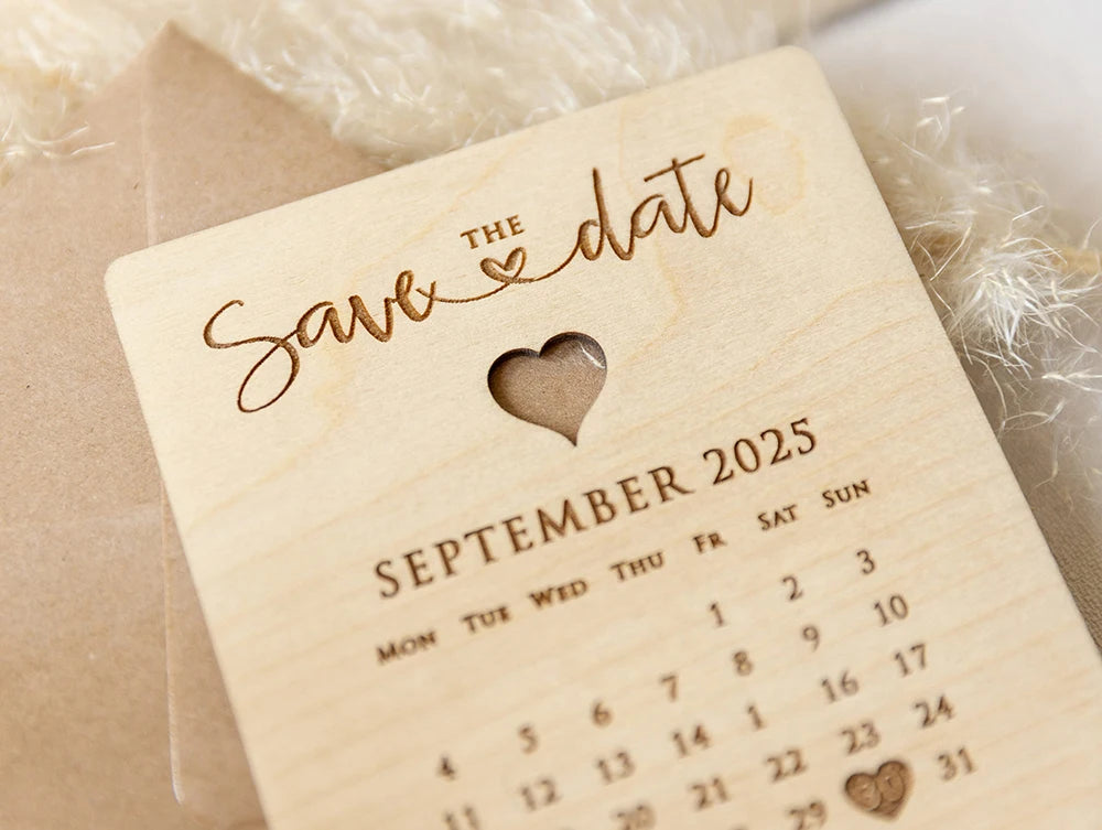 Faire-part de mariage personnalisé en bois/acrylique découpé au laser avec calendrier gravé et enveloppe écologique