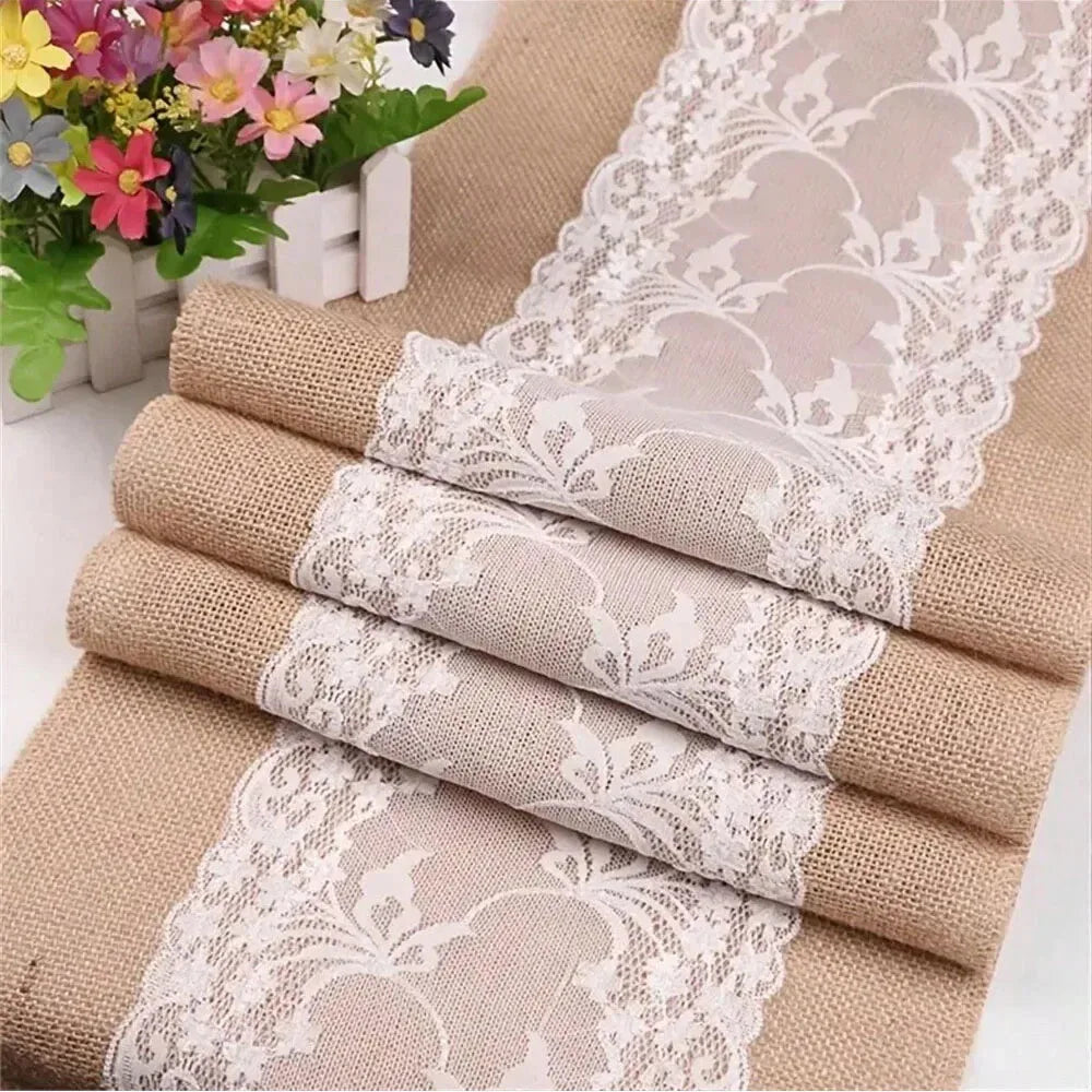 Chemins de Table en Jute de Mariage avec Dentelle Blanche Décoration Rustique Nappe Vintage Romantique Cadeaux de Fête pour Décoration de Table