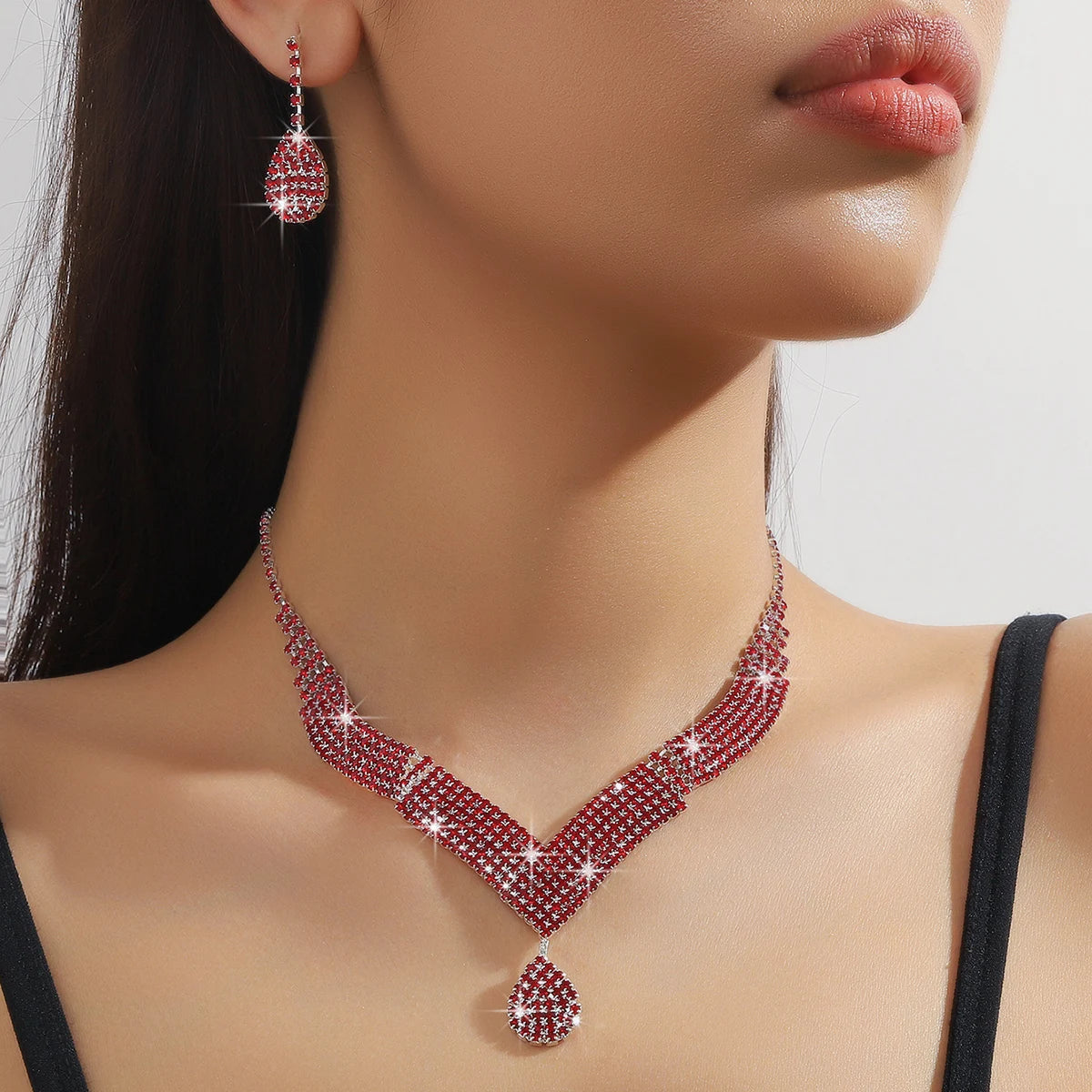 Parure collier et boucles d'oreilles goutte d'eau en strass – 3 pièces, bijoux de mariée