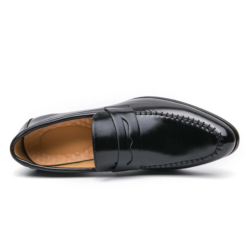 Chaussures habillées rétro à talons hauts pour homme, marque de luxe, chaussures de mariage pointues pour marié, chaussures de ville décontractées en cuir pour homme