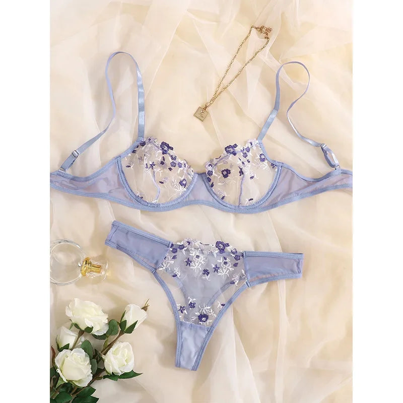 Lingerie Sexy Broderie Florale Sous-Vêtements Dentelle Transparente Court Kits de Soins de la Peau Ensemble Fée Délicate Femme 2 Pièces