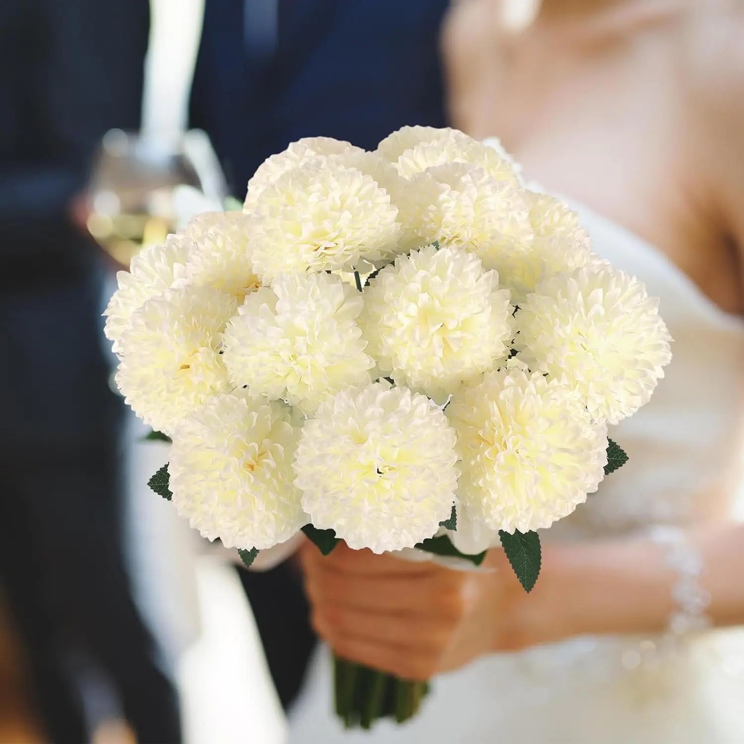 Boules de fleurs artificielles en chrysanthème pour la décoration de mariage et de la maison (Lot de 12)