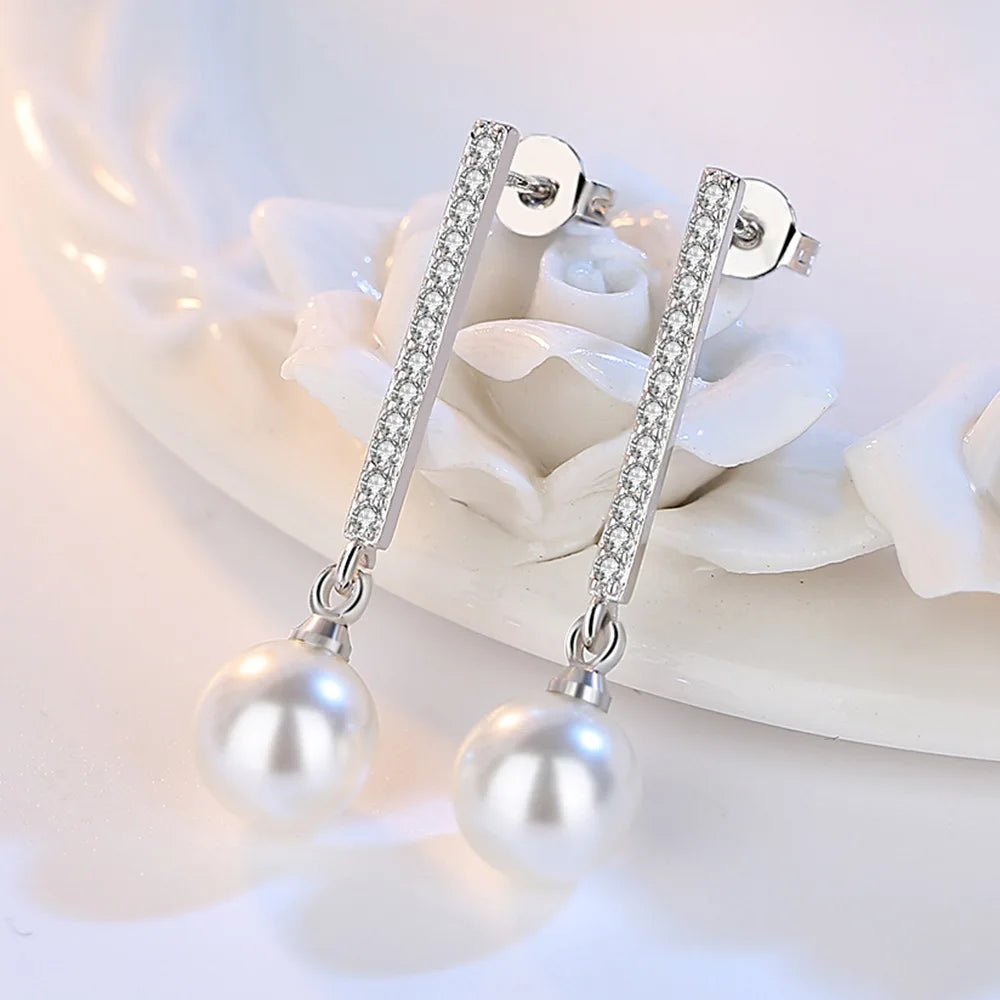Longues boucles d'oreilles pendantes zircon et perle — Argent sterling 925
