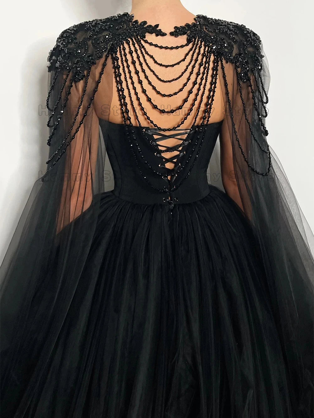Robe de mariée gothique de haute qualité avec perles, cape amovible, bustier cœur, perles personnalisées, traîne, tulle, robe de mariée noire