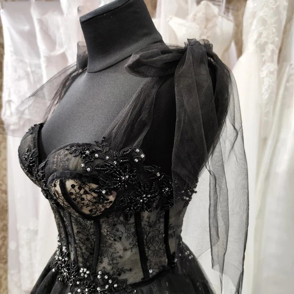 Lily Robe de mariée noire gothique à bretelles spaghetti Robe de bal Robes de soirée à paillettes Doux Cœur Robe de soirée Robes de soirée personnalisées