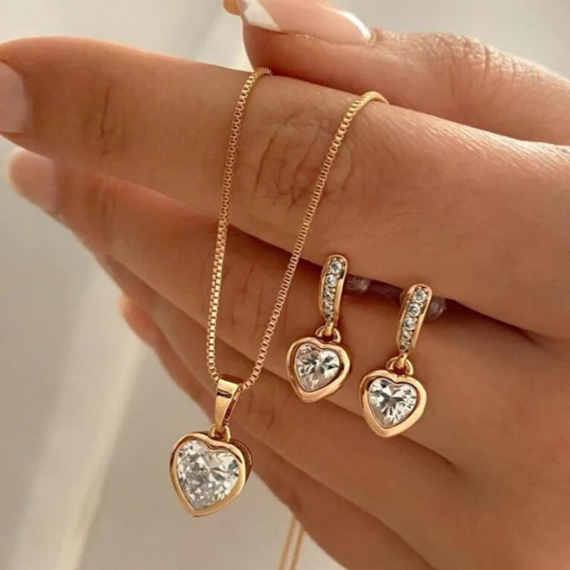 Parure collier et boucles d'oreilles de mariée perles et strass — 3 pièces