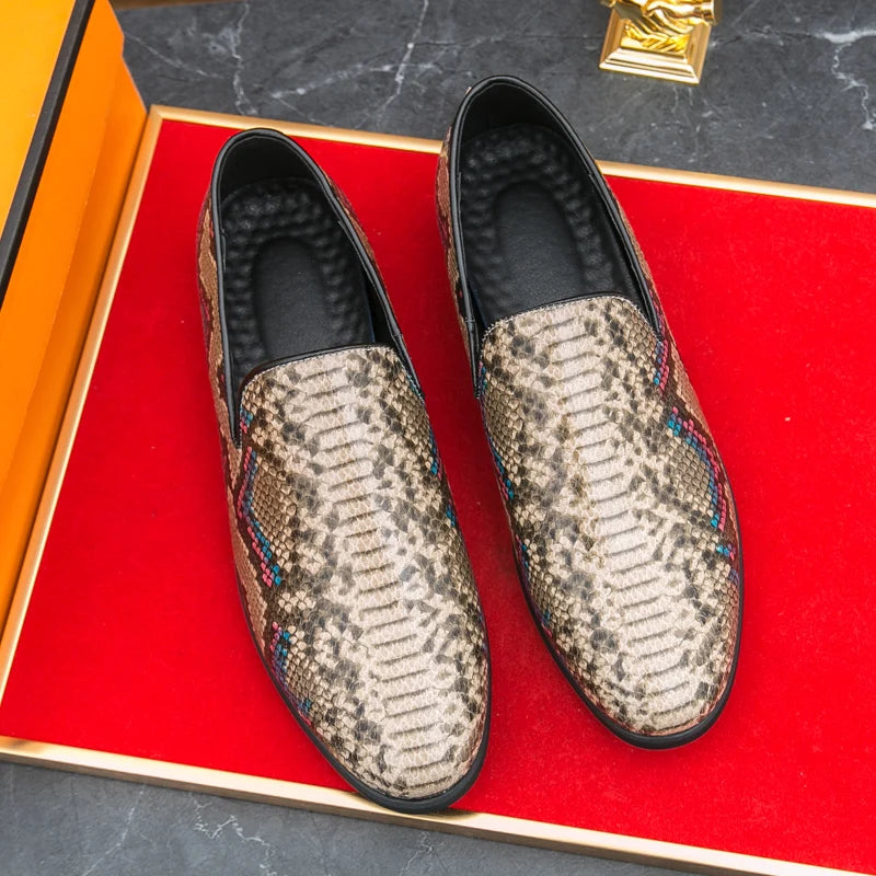 Chaussures de banquet pour hommes les plus vendues Europe Amérique Chaussures plates confortables à semelles souples Chaussures de bureau pour hommes d'affaires