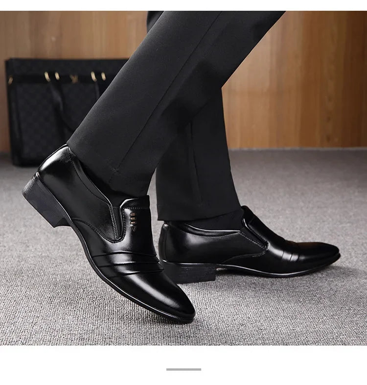 Chaussures habillées pour hommes en cuir PU, mocassins d'affaires tendance pour hommes, chaussures noires pointues Oxford respirantes pour mariage formel