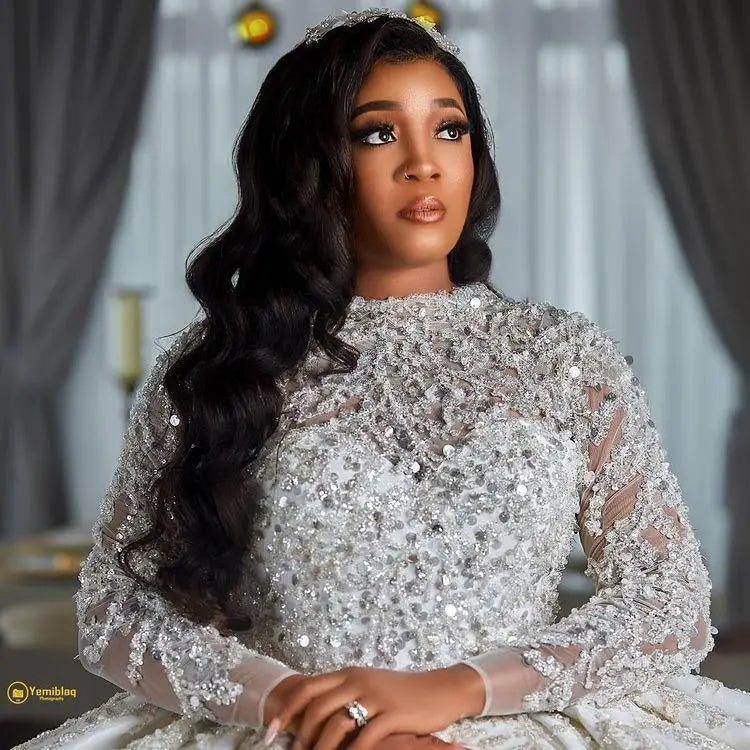 Robes de mariée A-Line de style arabe luxueux 2026, manches longues, grande taille, traîne bouffante, robe de soirée de princesse à paillettes scintillantes