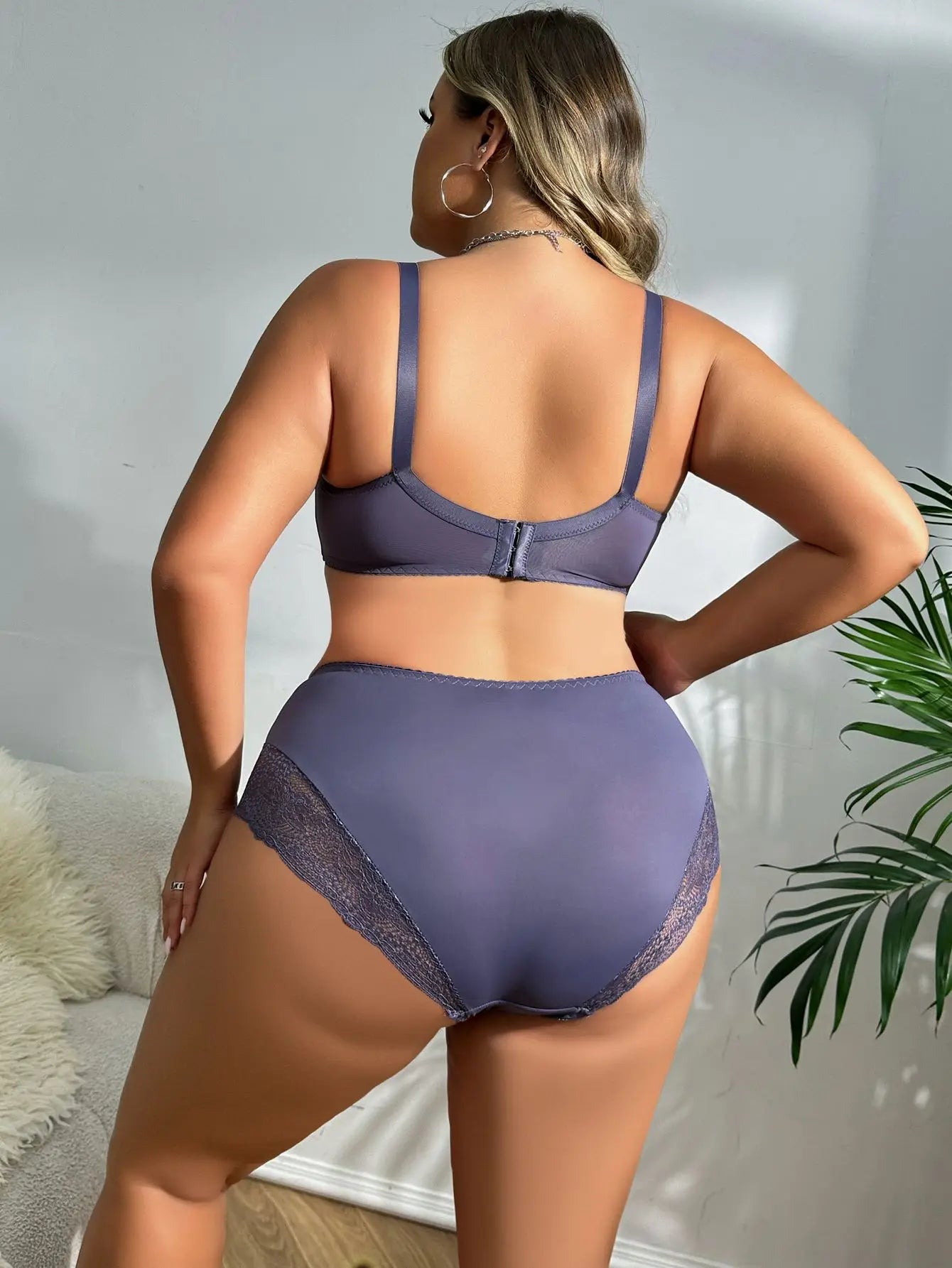 Ensemble de Lingerie Sexy en Dentelle Soutien-Gorge et Culotte Femme Grande Taille Bretelles Réglables Style Simple Confortable Beauwear
