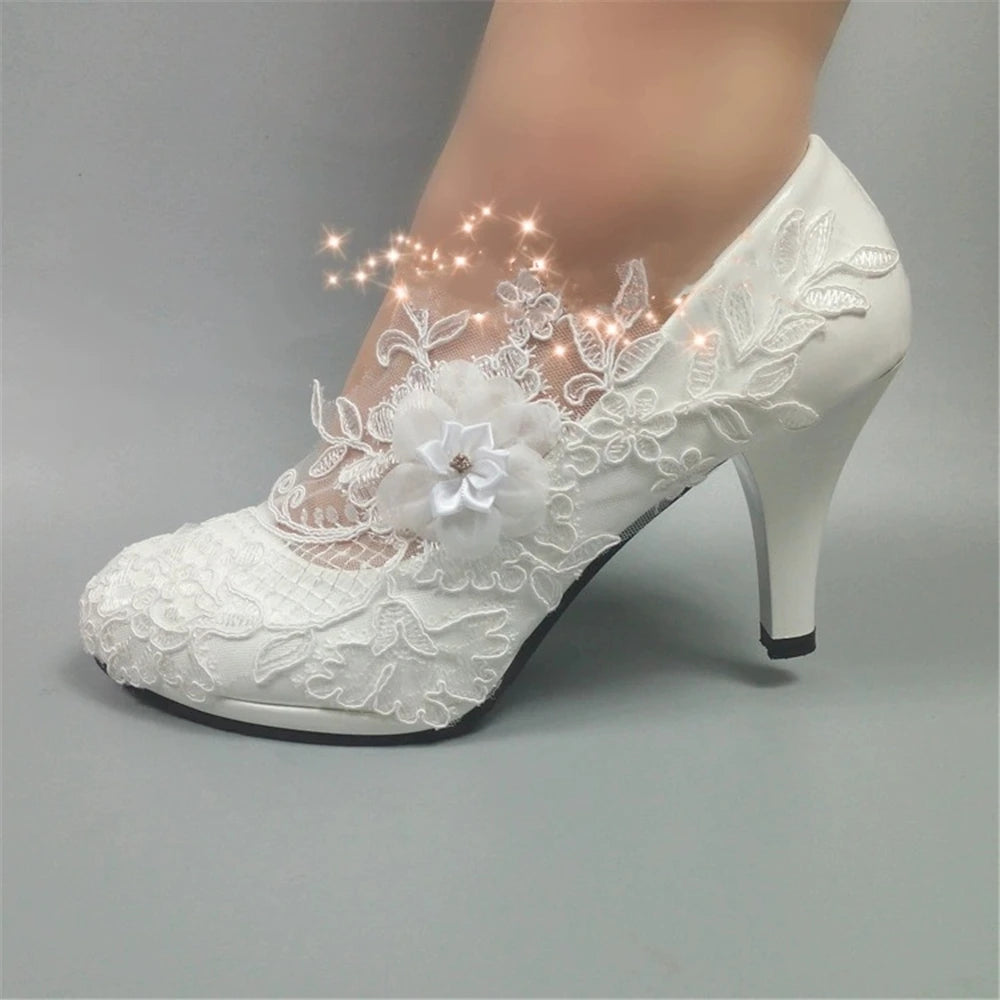 Printemps, bout rond, imperméables, plateformes, lacets, strass, talons bas, chaussures de mariée, talons aiguilles fins, chaussures habillées, grandes tailles pour femmes