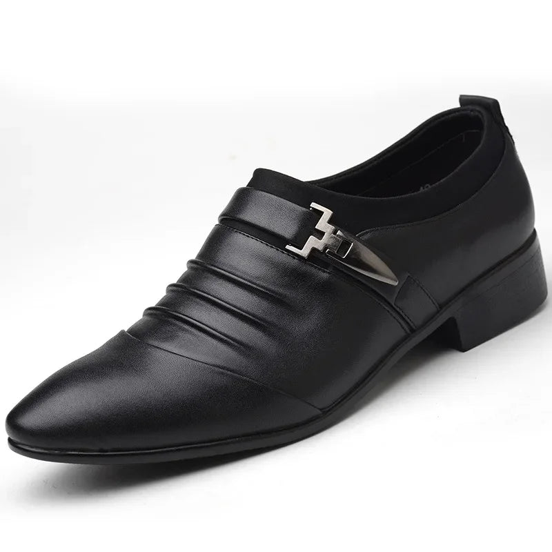 Chaussures habillées classiques pour hommes Chaussures à enfiler en cuir PU pour hommes Grande taille Bout pointu Affaires Décontracté Chaussures de cérémonie pour hommes pour mariage 2024