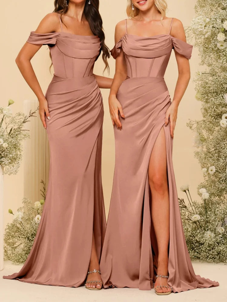 Robes longues de demoiselle d'honneur en satin à fines bretelles, épaules dénudées, fente latérale et drapé, robes de soirée élégantes sans dos