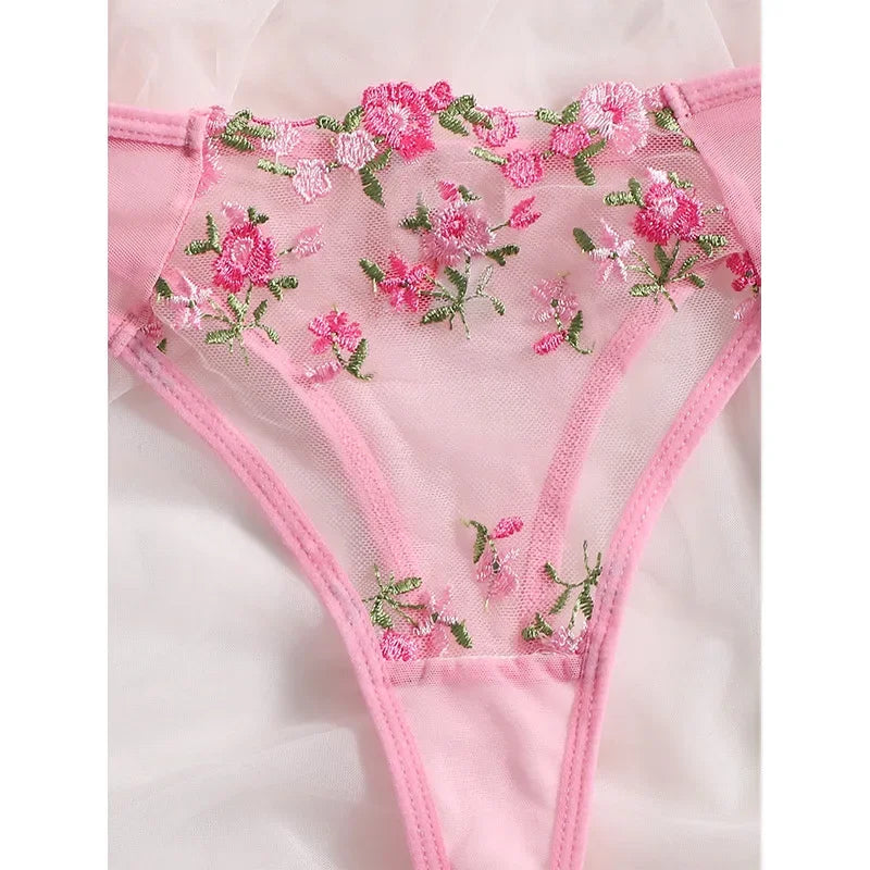 Lingerie Sexy Broderie Florale Sous-Vêtements Dentelle Transparente Court Kits de Soins de la Peau Ensemble Fée Délicate Femme 2 Pièces