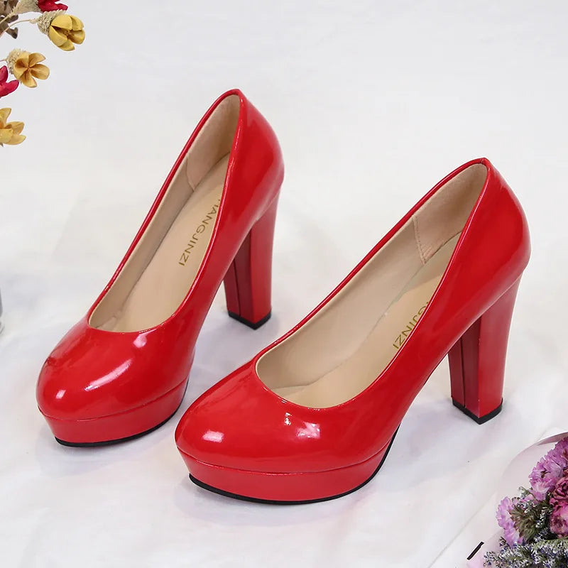 Chaussures à talons hauts pour femmes, chaussures de mariage blanches, talons épais, escarpins de soirée à la mode, chaussures noires, rouges, grande taille, printemps