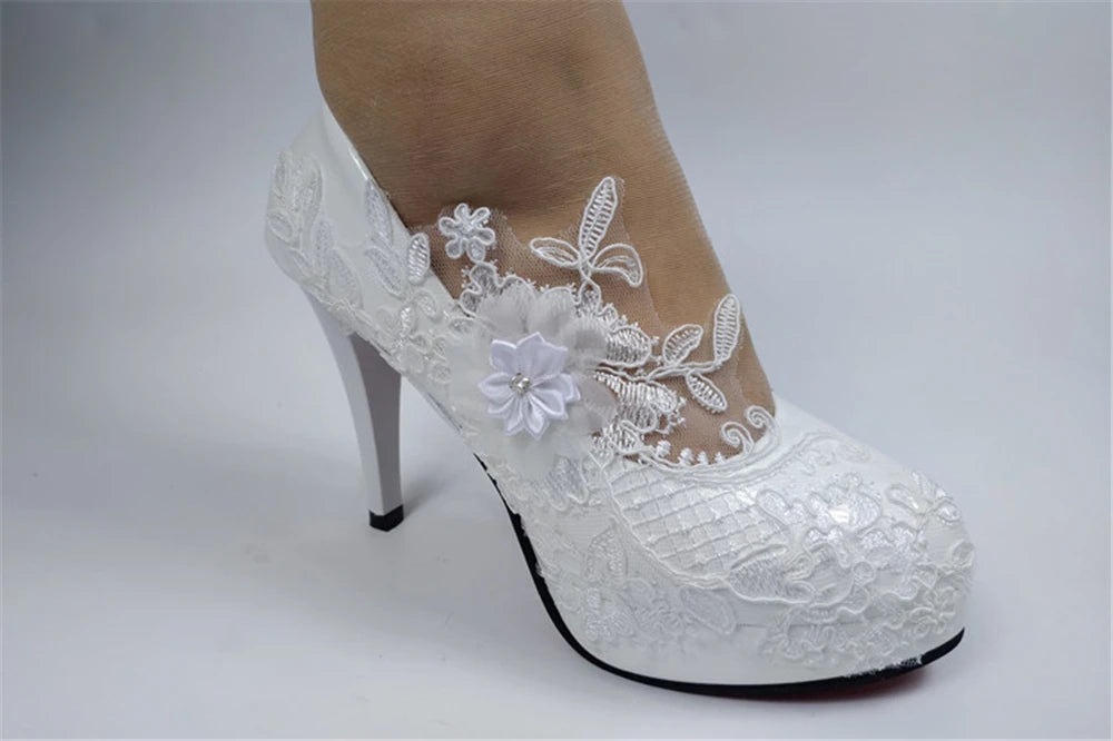 Printemps, bout rond, imperméables, plateformes, lacets, strass, talons bas, chaussures de mariée, talons aiguilles fins, chaussures habillées, grandes tailles pour femmes