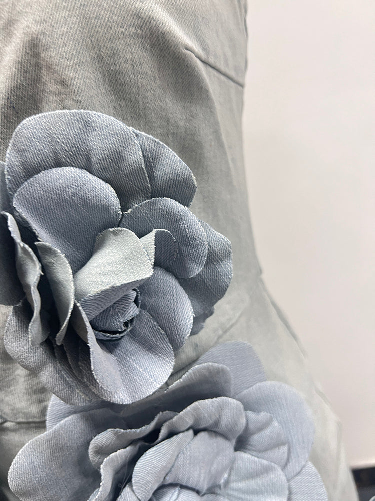 Robe longue sans manches avec fleurs 3D