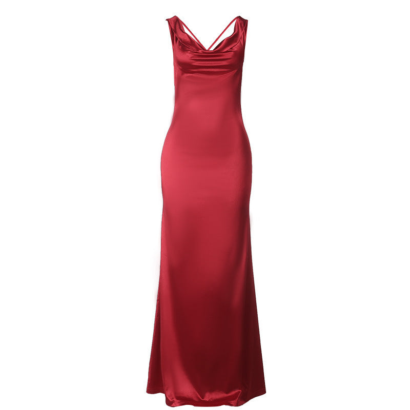 Robe de demoiselle d'honneur en satin à dos ouvert